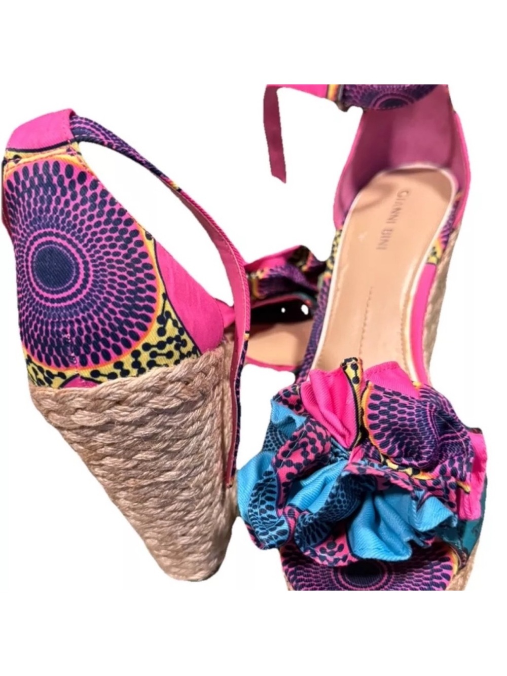 Gianni Bini Women High Wicker
Heels Sandals 10M Cottagecore
Tropical Retro Bow - Picture 3 of 5